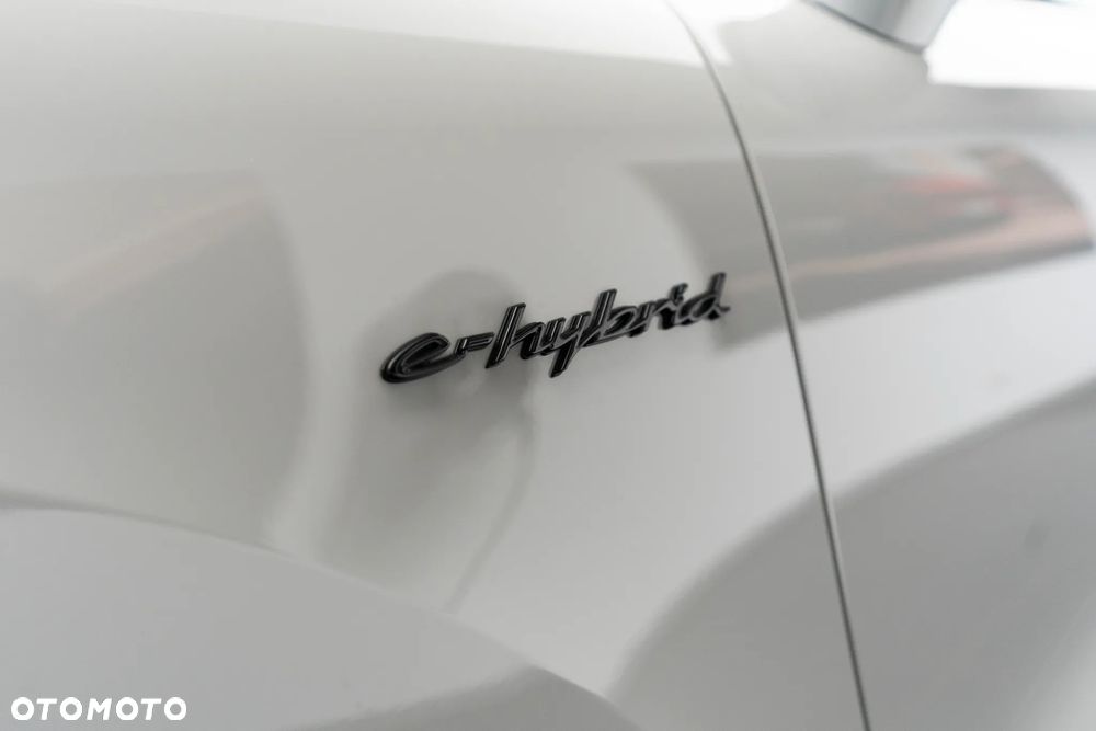 Porsche Cayenne E-Hybrid PHEV Black Edition - 33