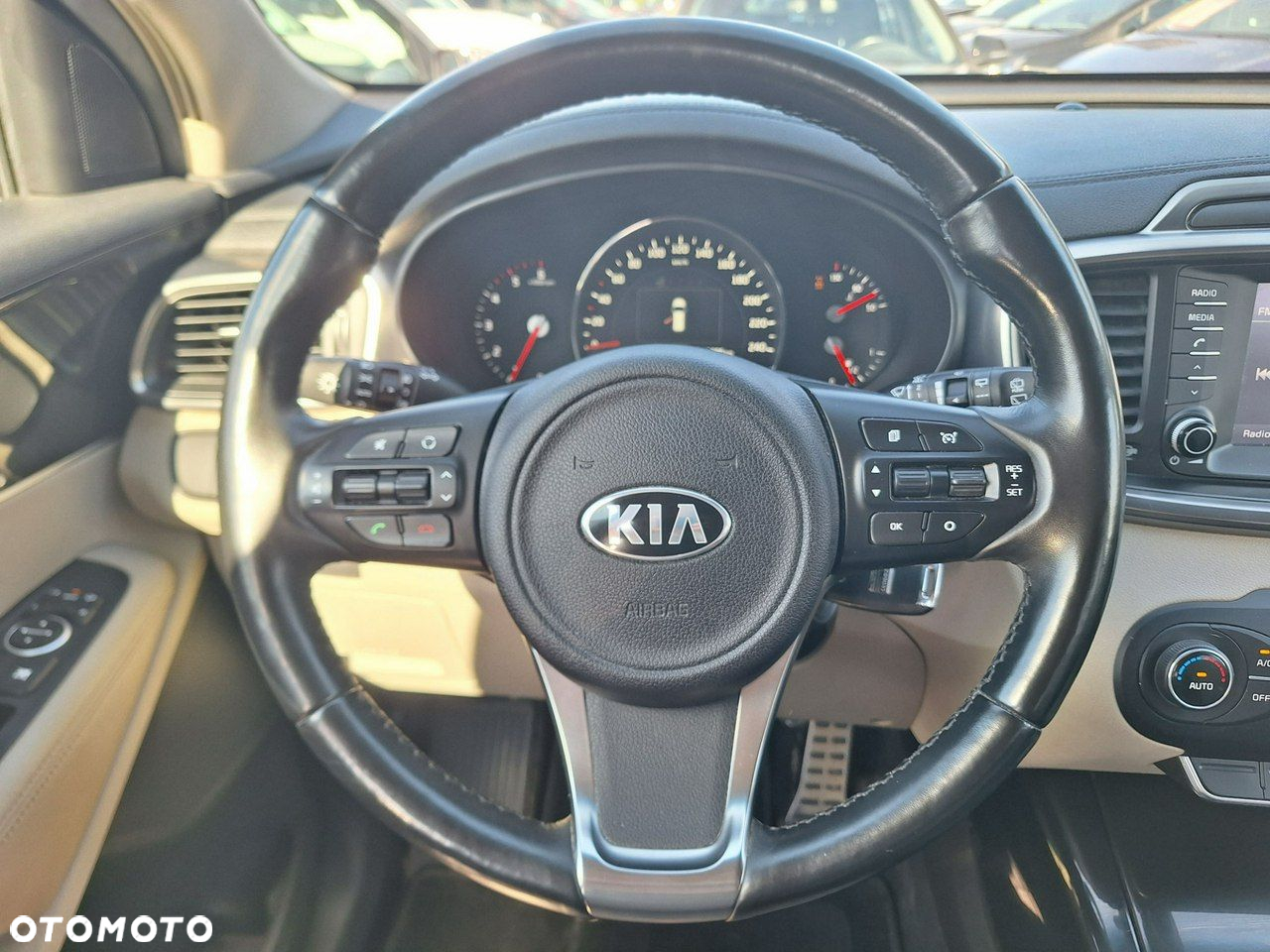 Kia Sorento - 18