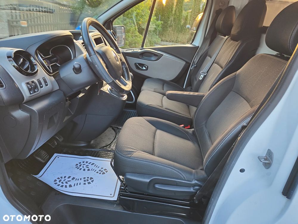 Renault Trafic - 14