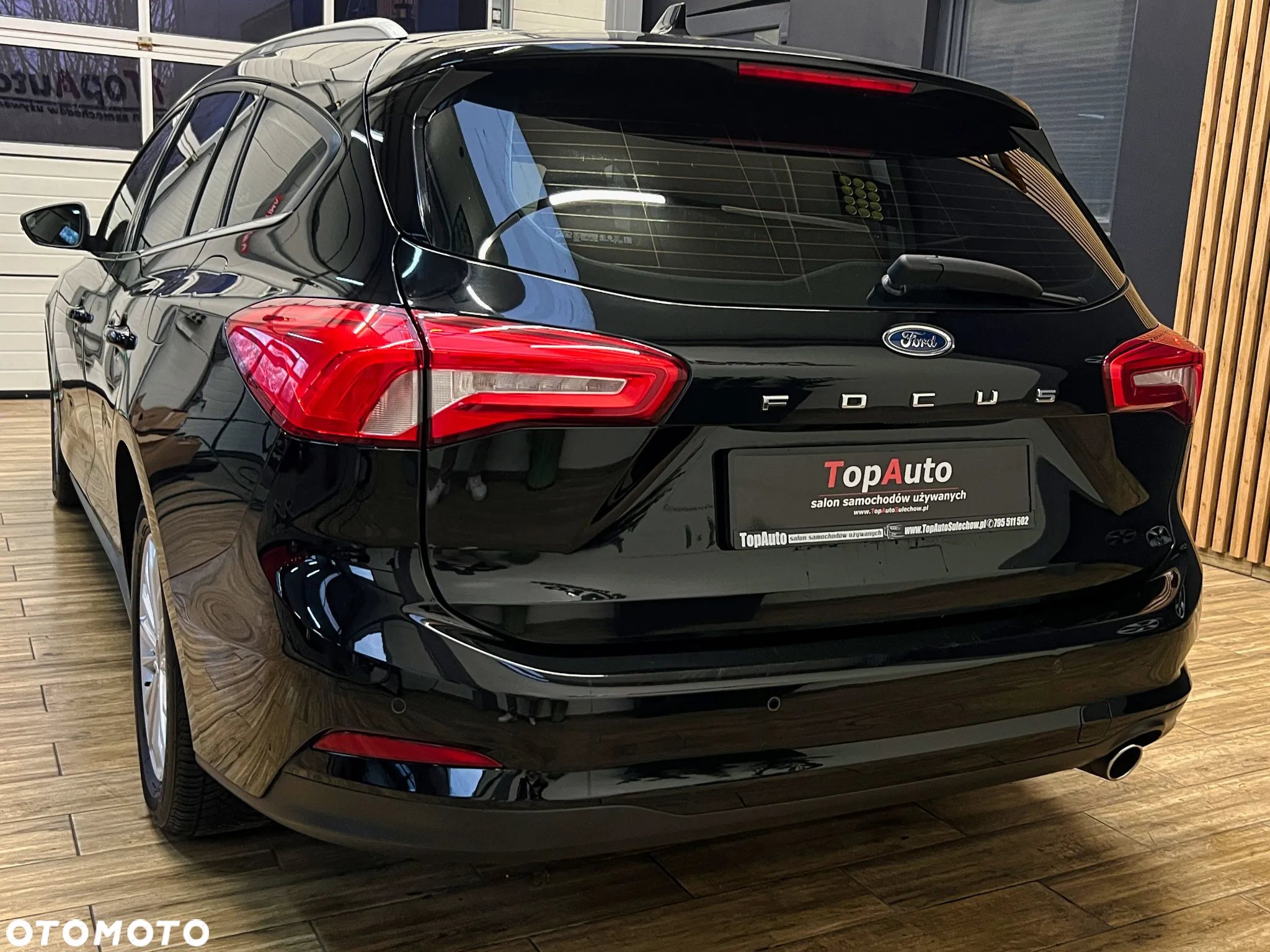 Ford Focus Turnier 1.5 EcoBlue Start-Stopp-System TITANIUM - 10
