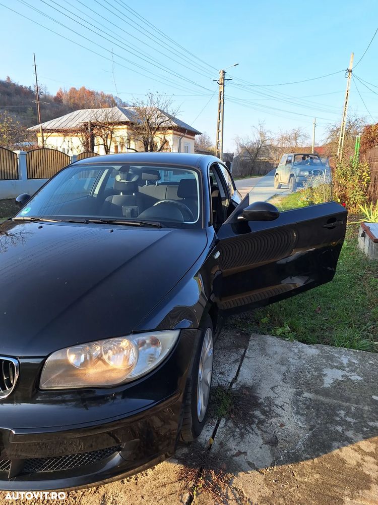 BMW Seria 1 118i - 6