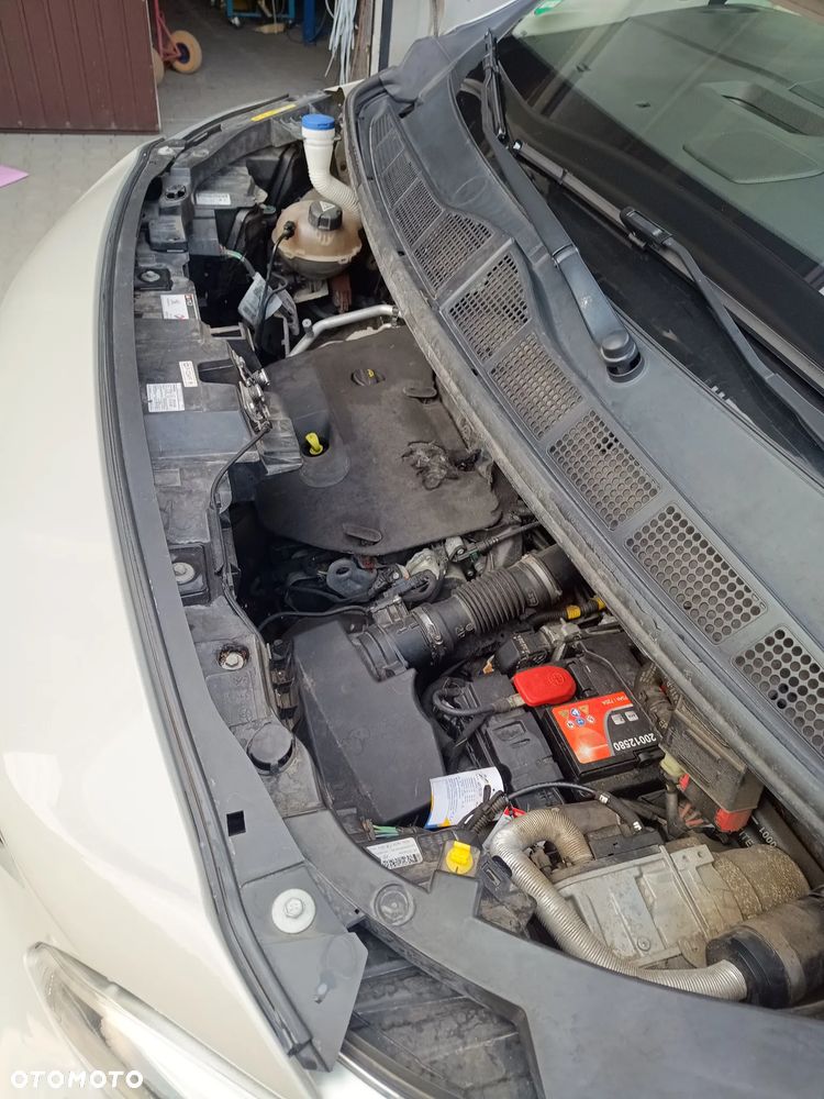 Peugeot Traveller L2 2.0 EAT8 Business VIP - 18