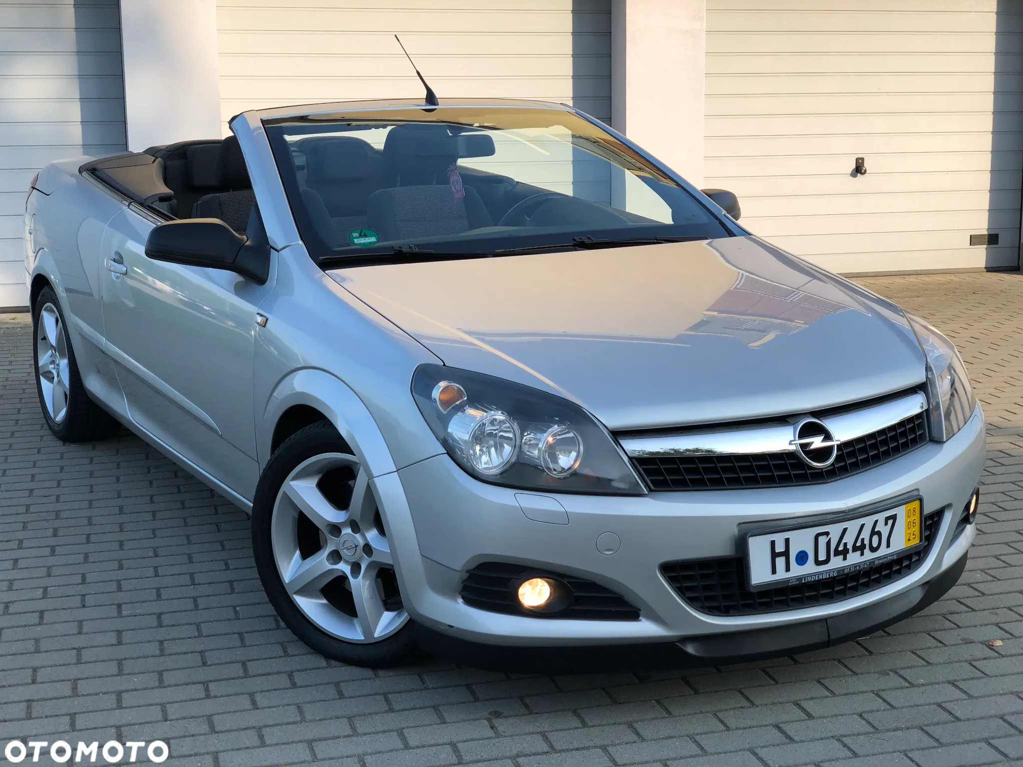 Opel Astra Twin Top 2.0 Turbo Edition - 7
