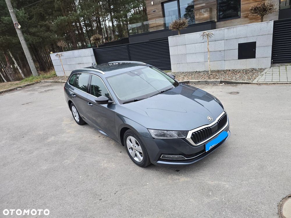 Skoda Octavia 2.0 TDI DSG Edition - 11