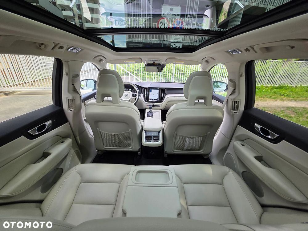 Volvo XC 60 T5 AWD Inscription - 27