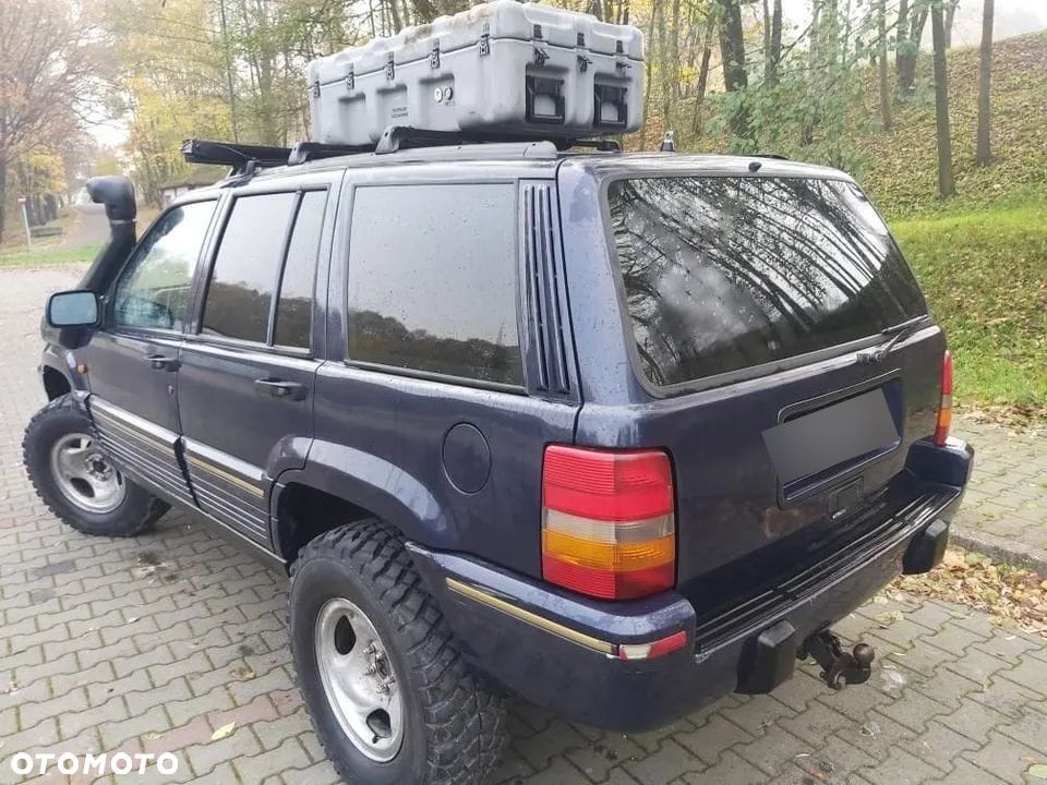 Jeep Grand Cherokee - 4