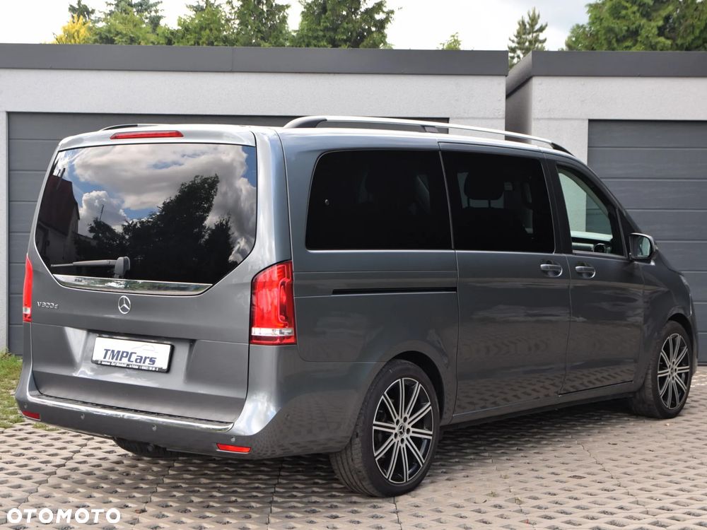 Mercedes-Benz Klasa V 300 d 9G-Tronic - 33