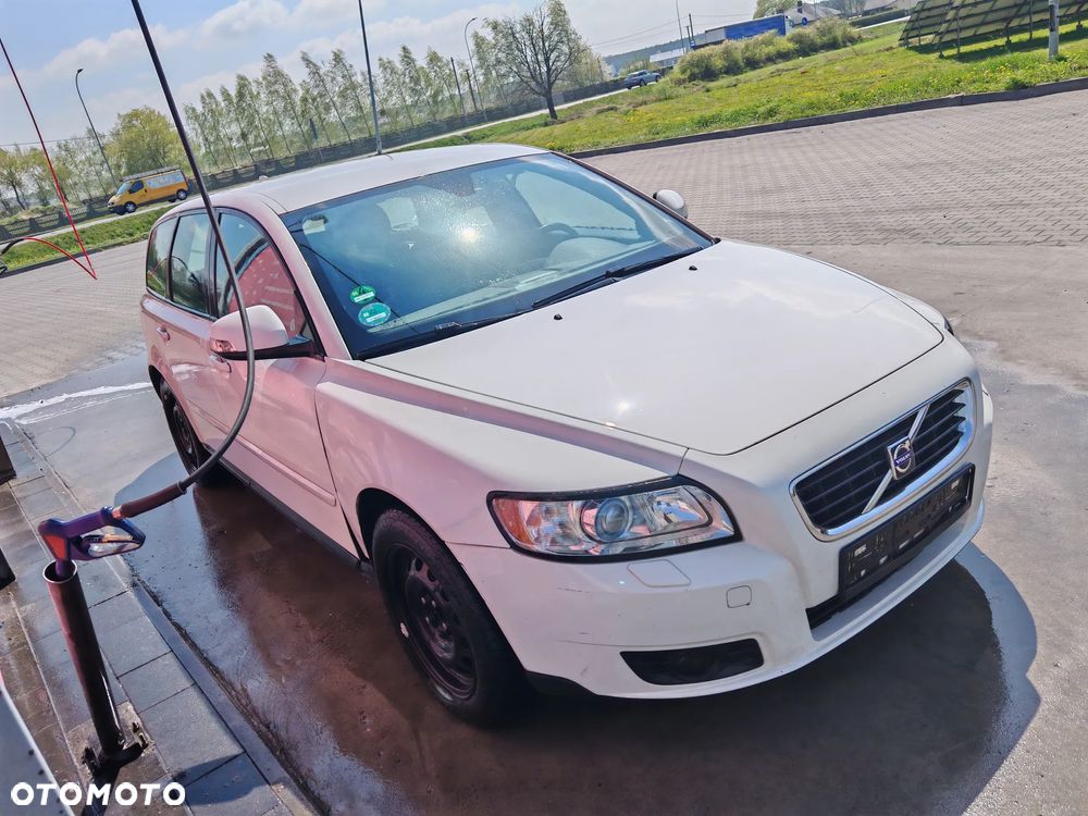 Volvo V50 1.6D DRIVe Momentum Start-Stop - 3