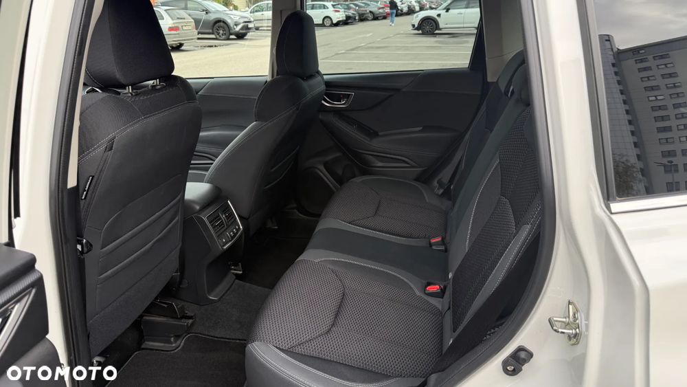 Subaru Forester 2.0i-L Exclusive (EyeSight) Lineartronic - 9