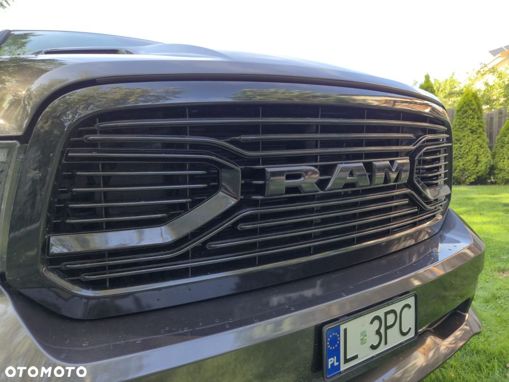 Dodge RAM 5.7 4x4 - 32