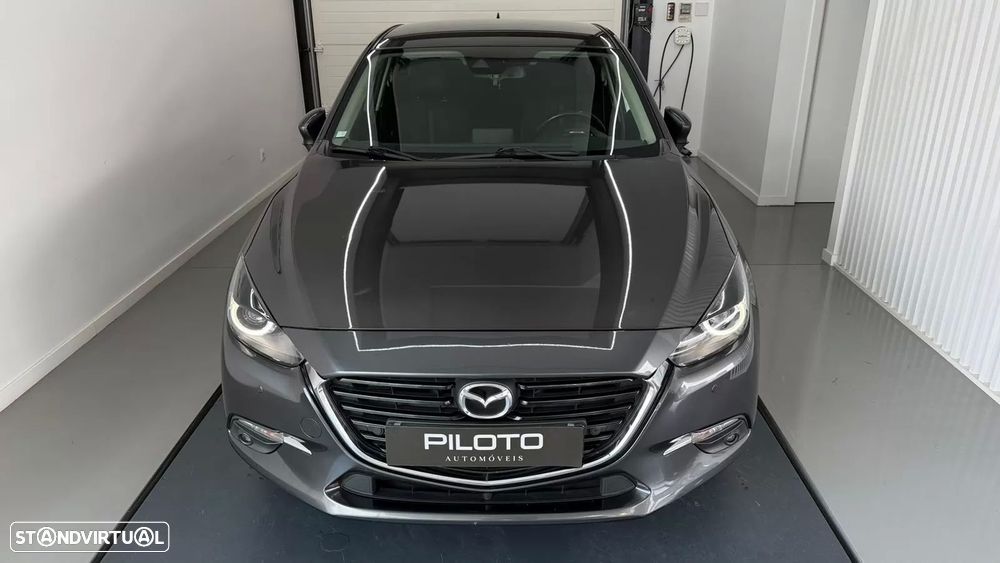 Mazda 3 Hatchback - 4