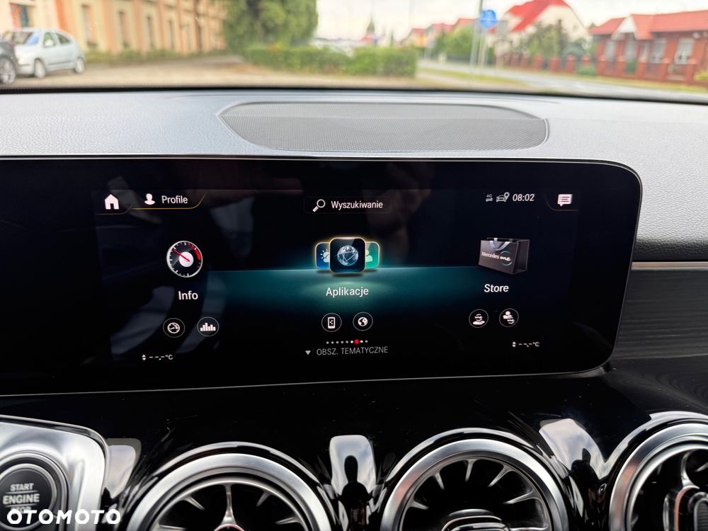 Mercedes-Benz GLB 200 d AMG Line 8G-DCT - 31