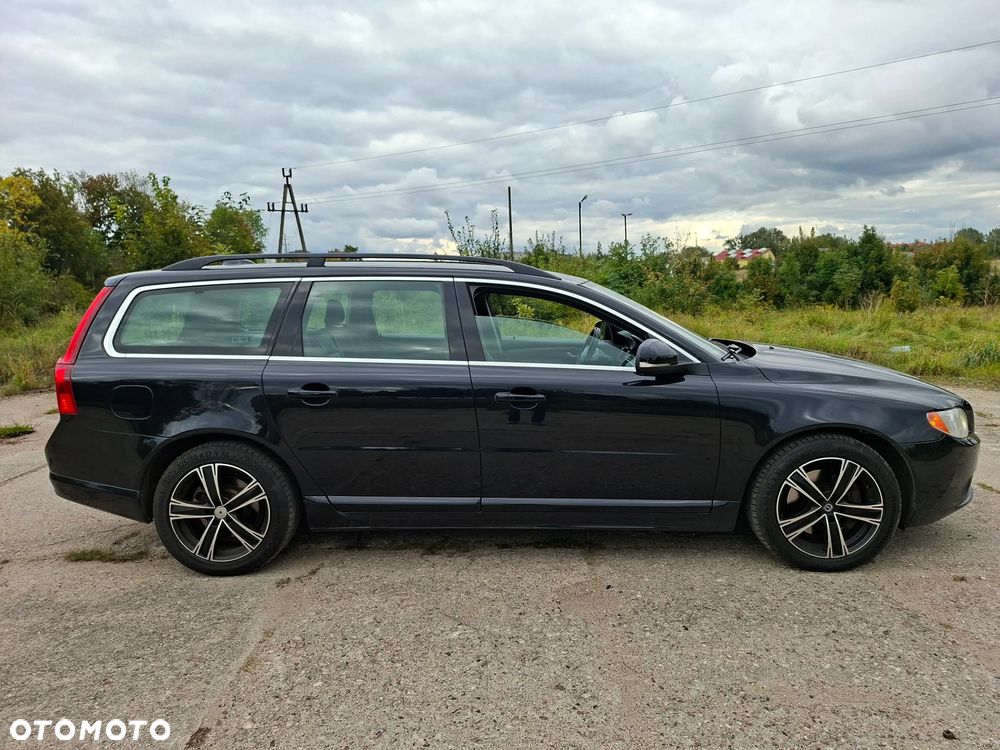 Volvo V70 2.5T Momentum - 7