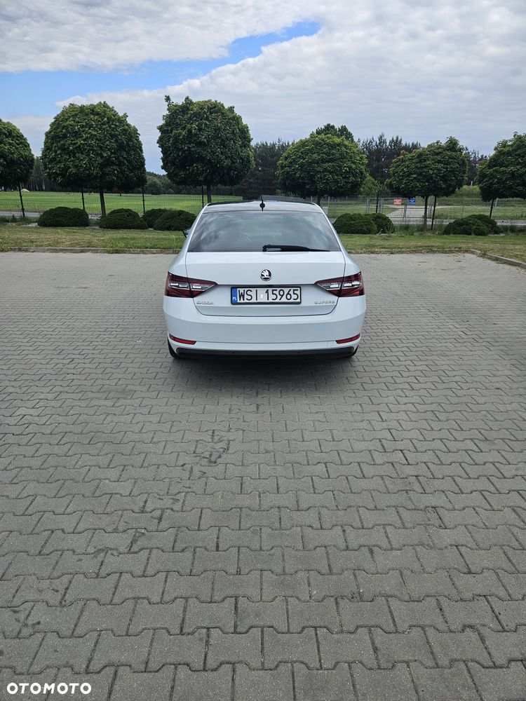 Skoda Superb 1.8 TSI L&K DSG - 3