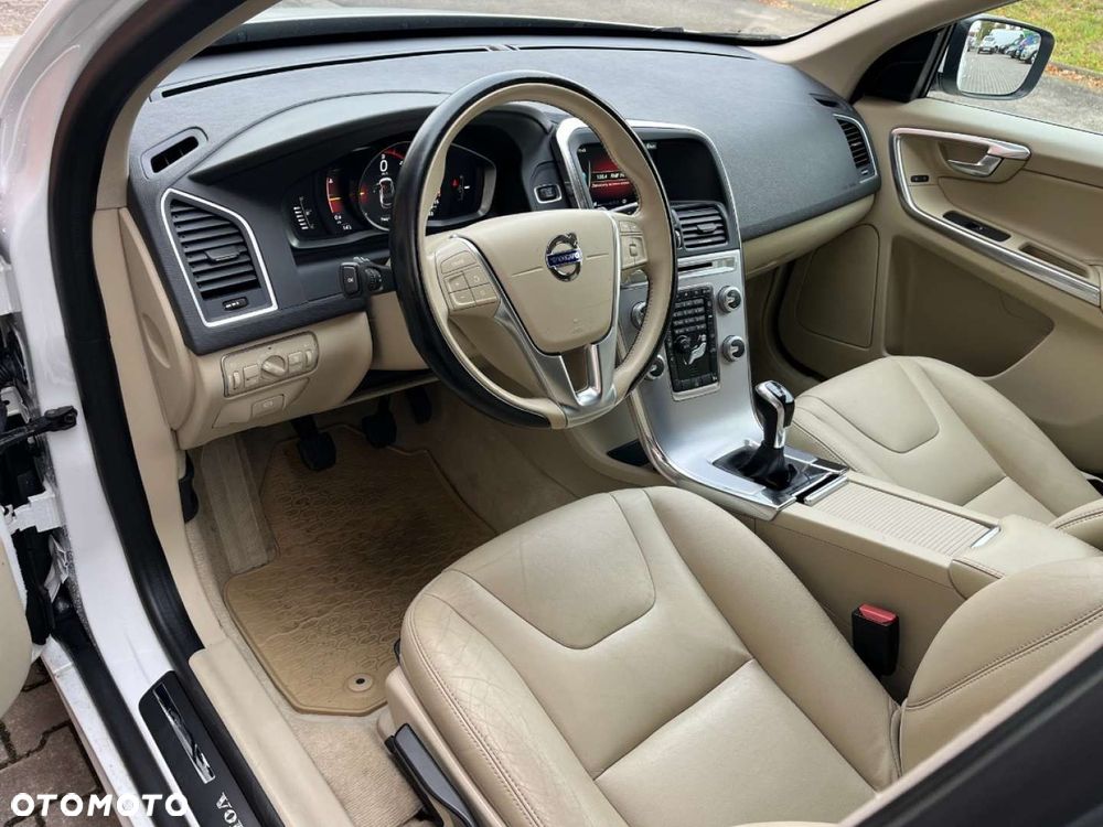 Volvo XC 60 D3 Drive-E Kinetic - 8