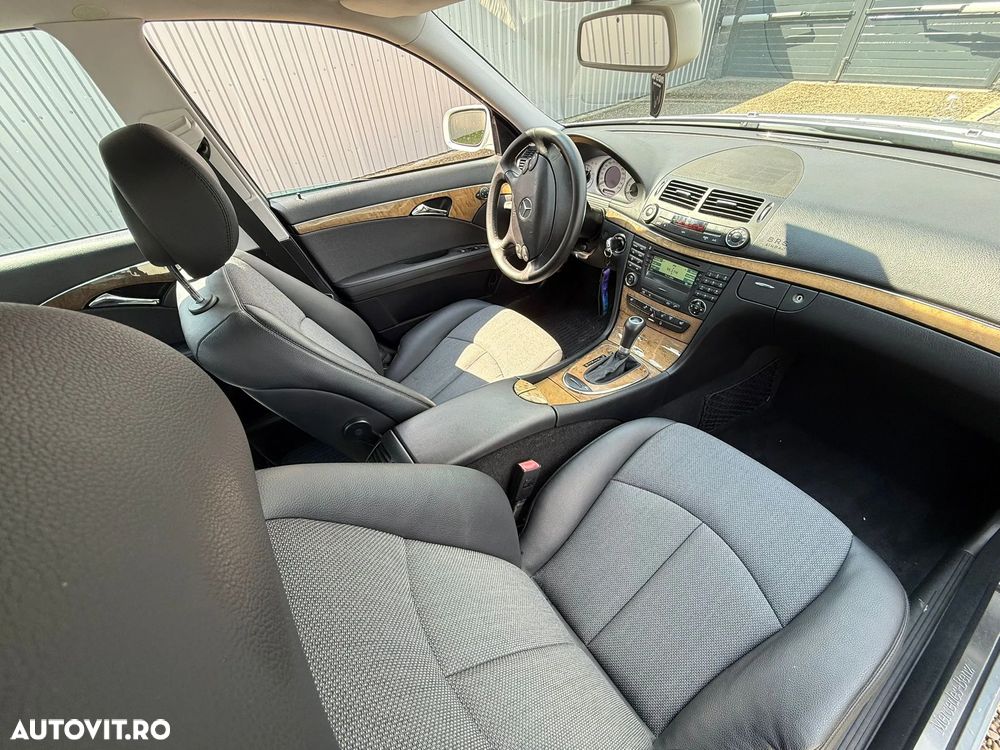 Mercedes-Benz E - 10