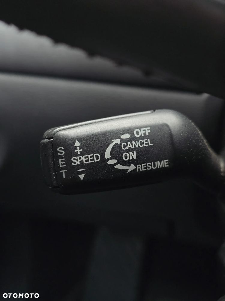 Audi A8 4.2 Quattro - 31