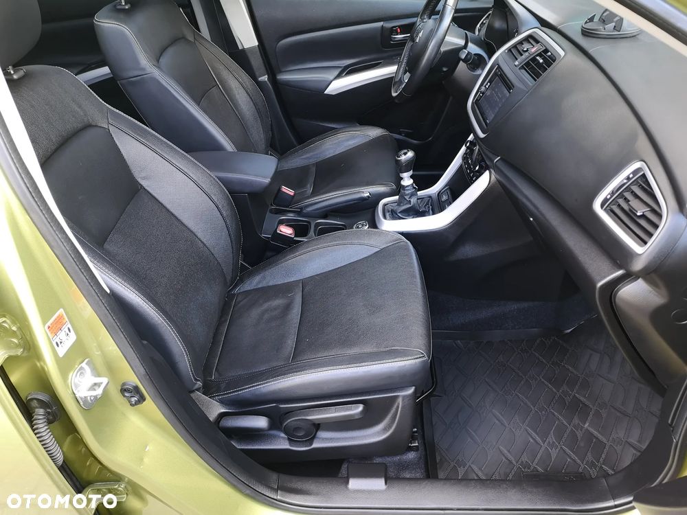 Suzuki SX4 S-Cross 1.6 DDiS Premium Plus - 32