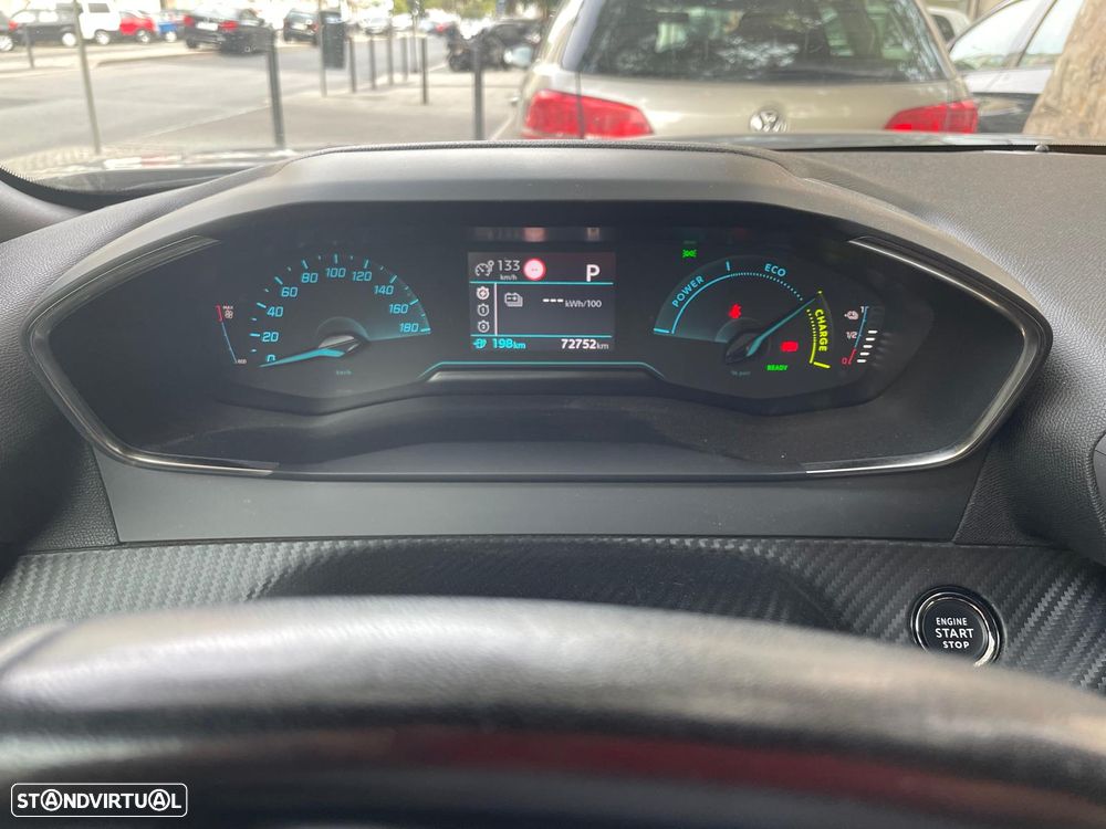 Peugeot e-2008 - 4