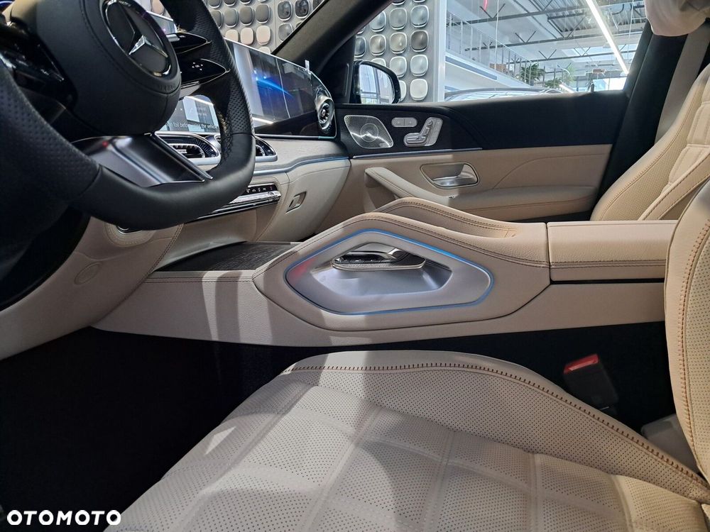 Mercedes-Benz GLE - 33