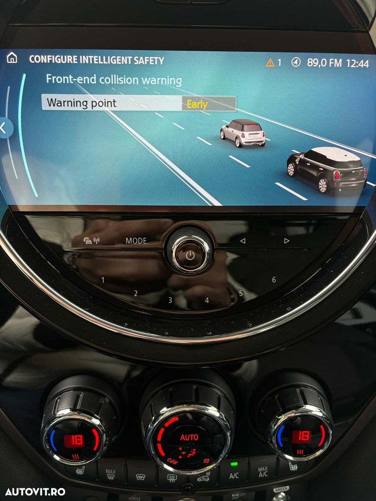 Mini Countryman Cooper SE ALL4 AT - 17