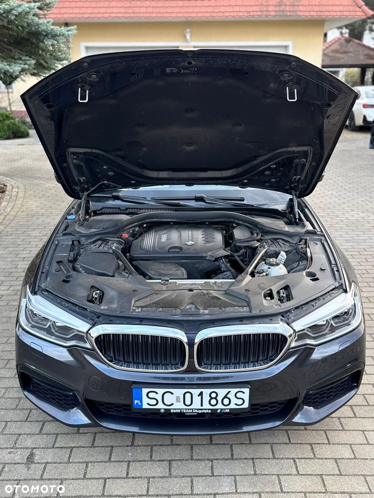 BMW Seria 5 520d xDrive M Sport sport - 30