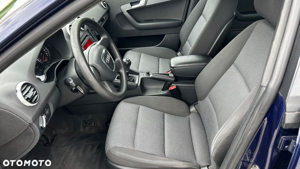 Audi A3 Sportback 1.4 TFSI Ambiente - 14