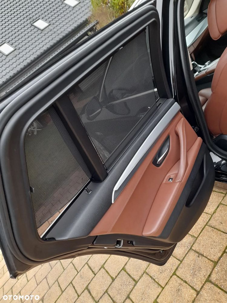 BMW Seria 5 530d Luxury Line - 35