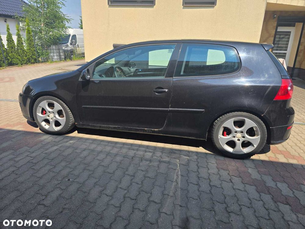 Volkswagen Golf - 8