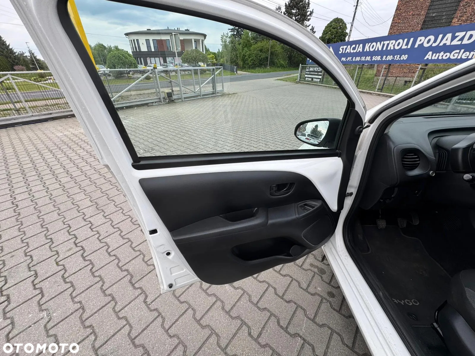 Toyota Aygo 1.0 VVT-i Color Edition - 14