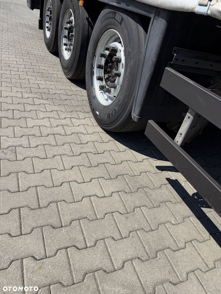 Schmitz Cargobull STANDART OŚ podnoszona sprawna opony 100%  alu deski - 6