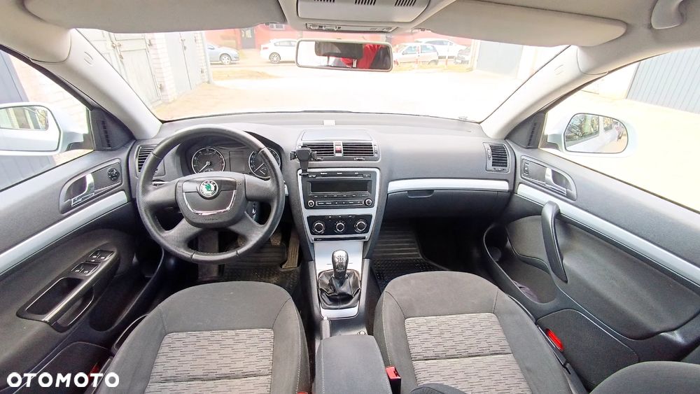 Skoda Octavia 1.4 TSI Ambiente - 10