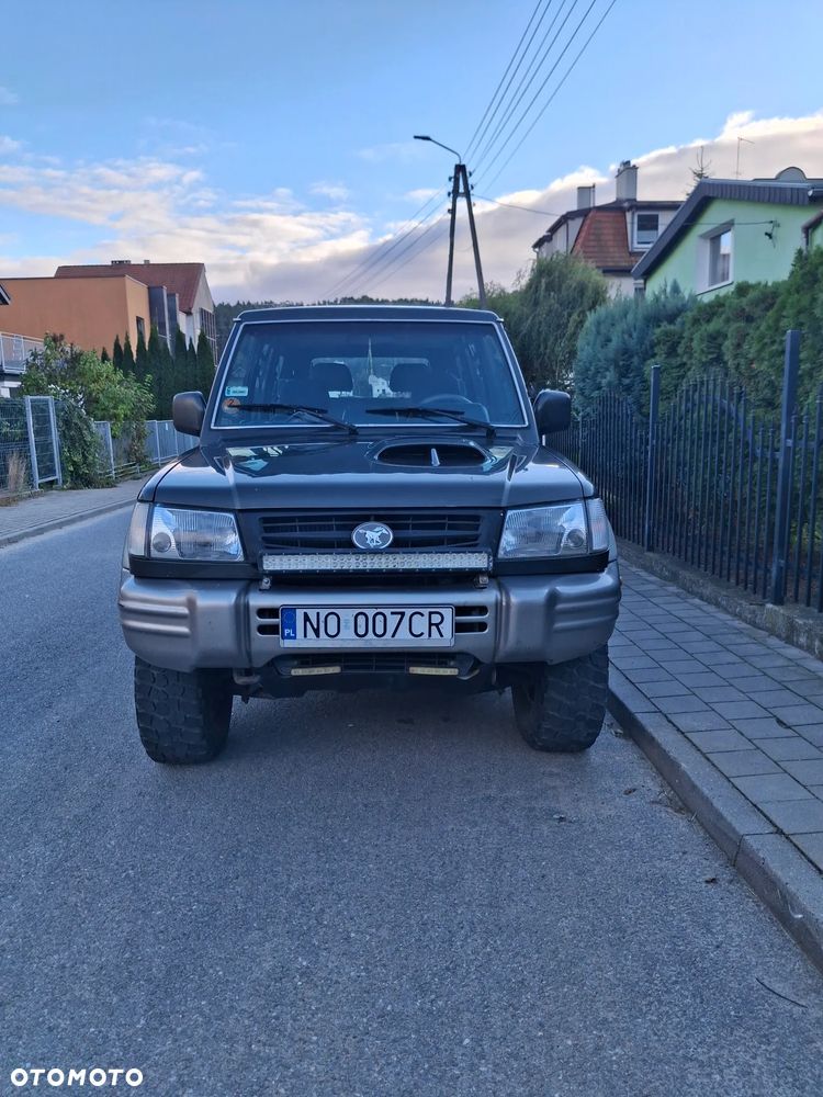 Hyundai Galloper 2000 photo 2