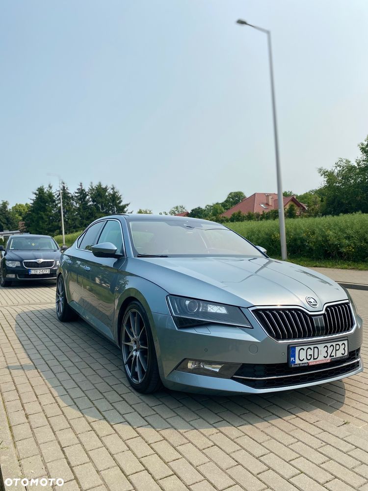 Skoda Superb 2.0 TDI 4x4 L&K DSG - 12