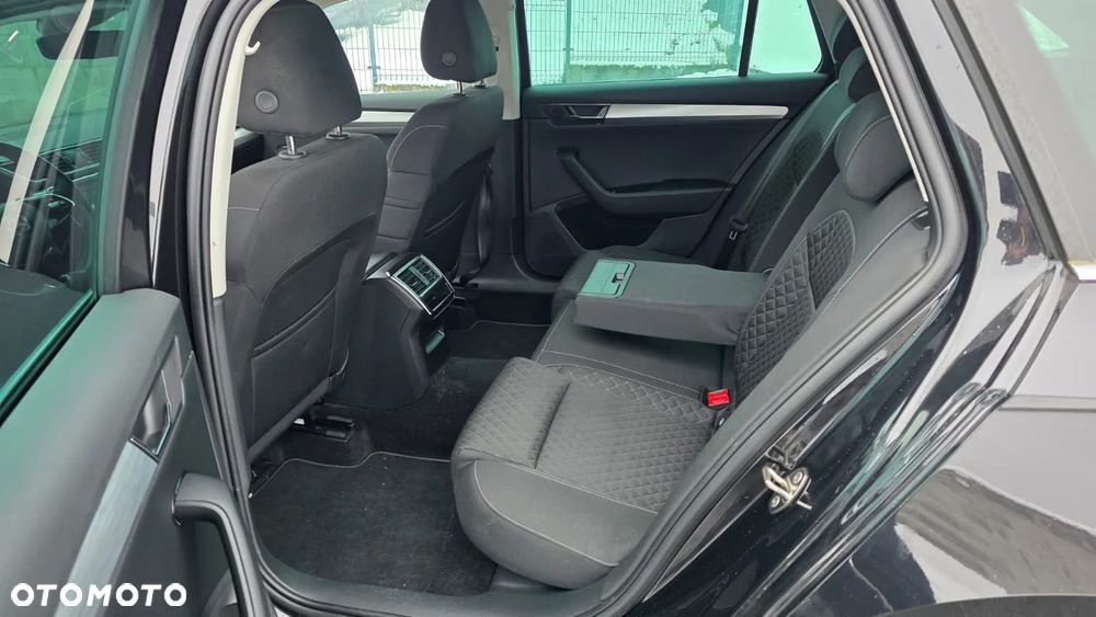 Skoda Superb 1.4 TSI Plug-In Hybrid Ambition DSG - 11