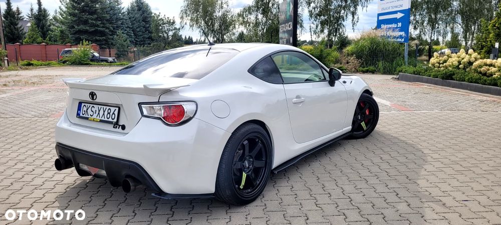 Toyota GT86 2.0 Prestige - 7