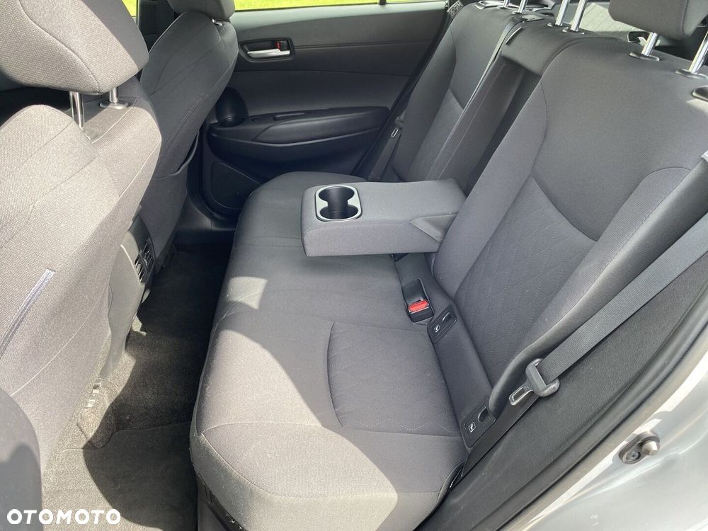 Toyota Corolla Cross - 20