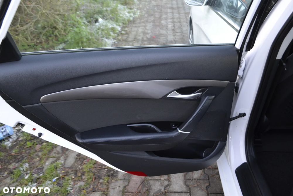 Hyundai i40 1.6 GDI Comfort + - 16