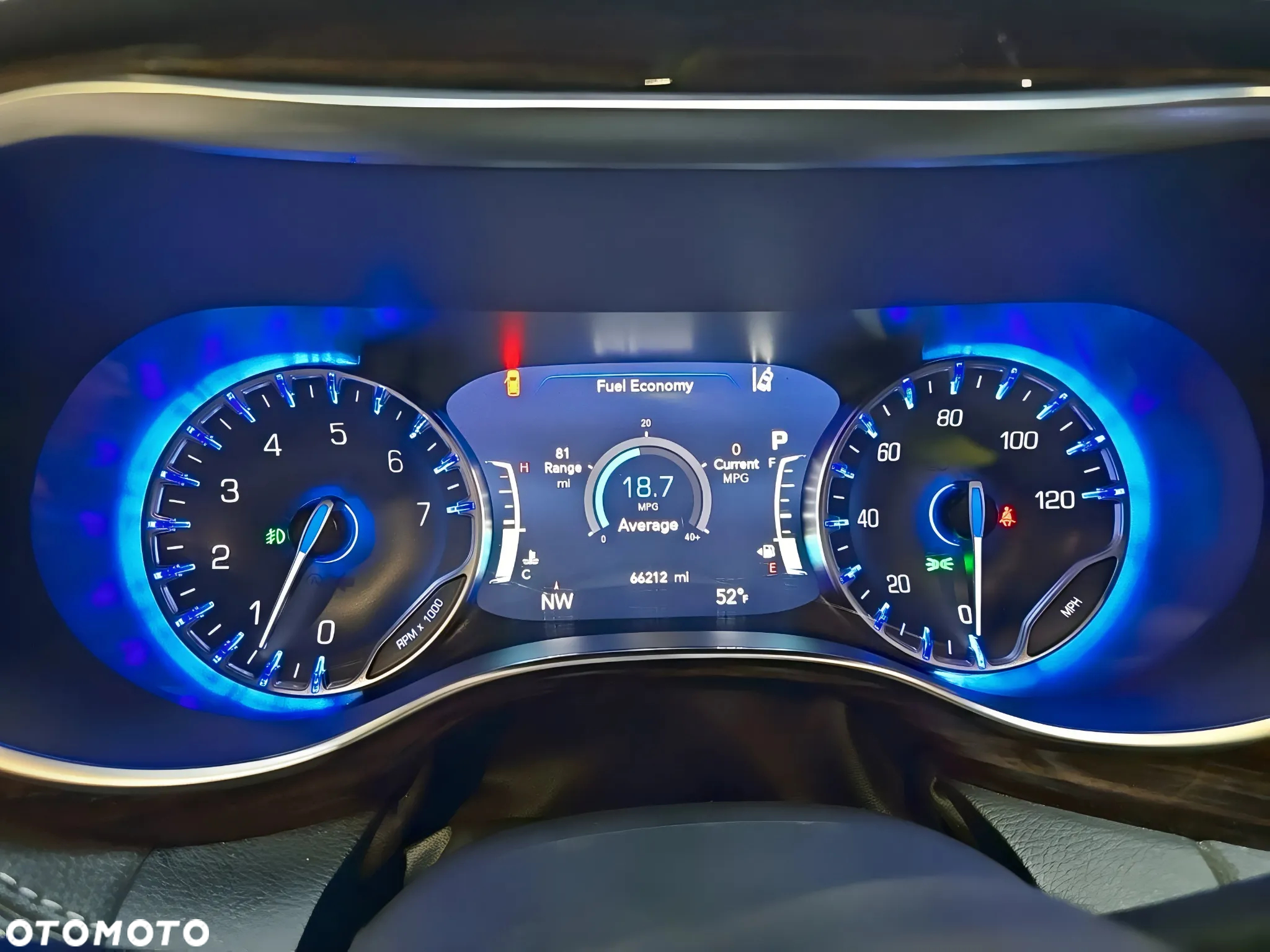 Chrysler Pacifica - 7