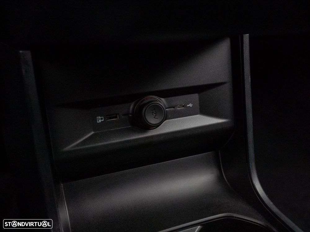 MG MG4 77 kWh Extended Range Luxury - 27