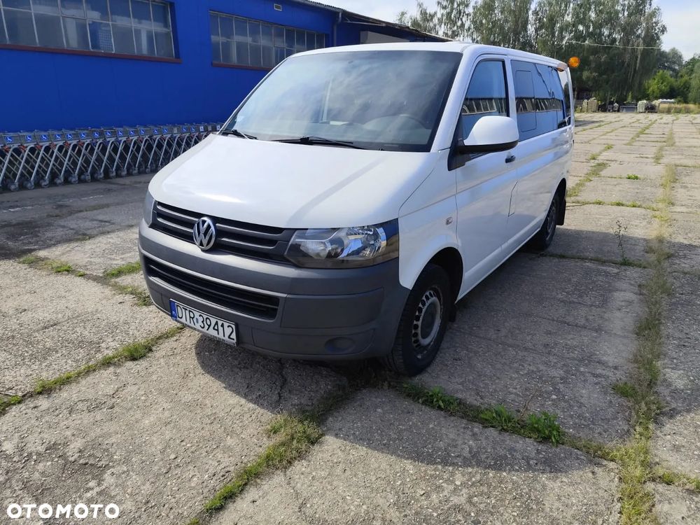 Volkswagen Transporter - 1