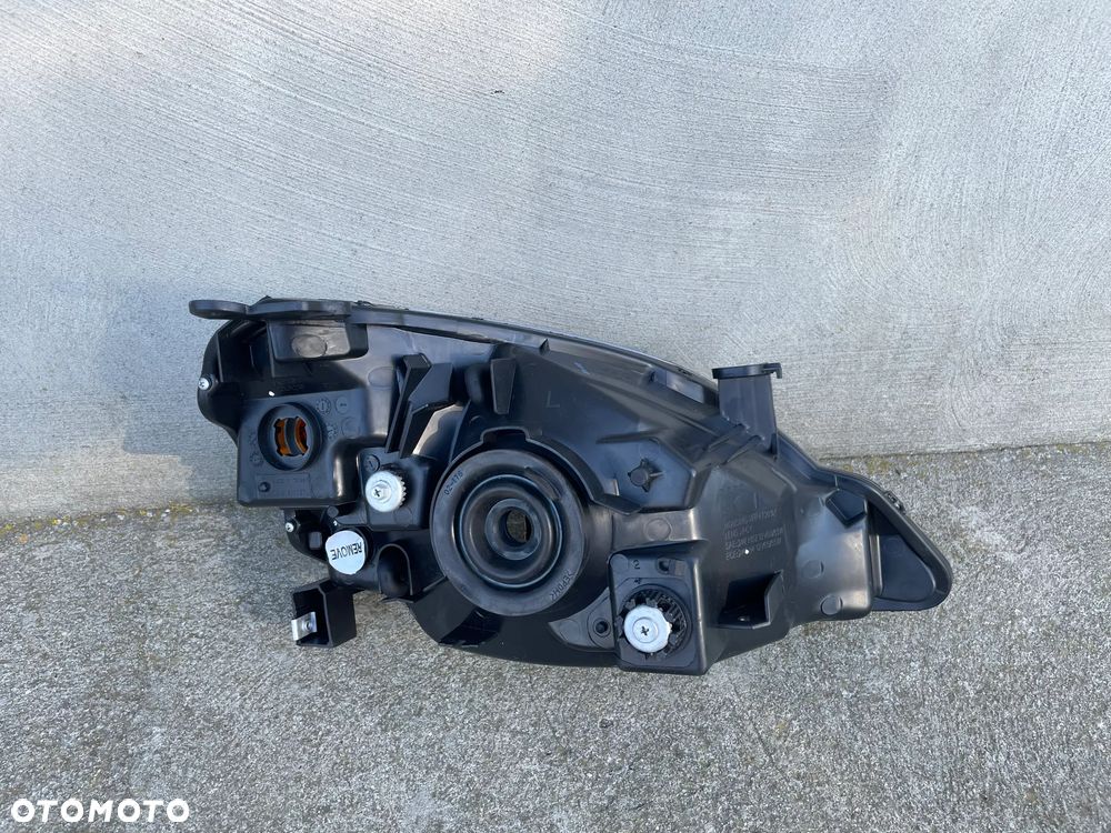 LAMPA PRZEDNIA LEWA SUZUKI LIANA   2001-- NOWA - 2