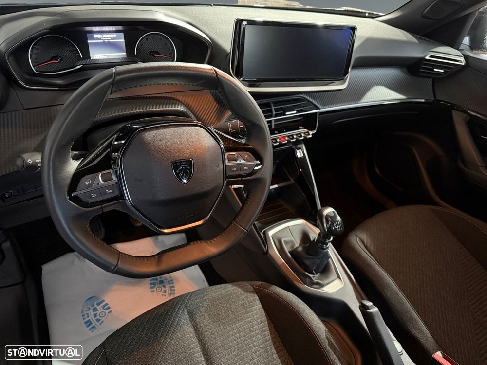 Peugeot 2008 1.2 PureTech Style - 9