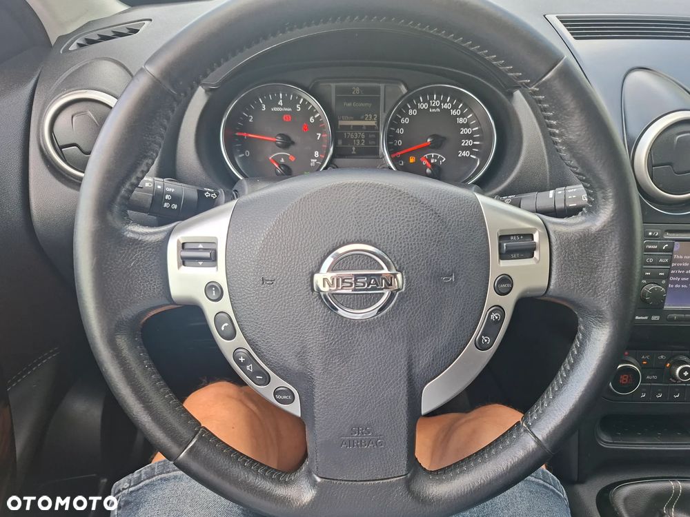 Nissan Qashqai 1.6 360 - 9