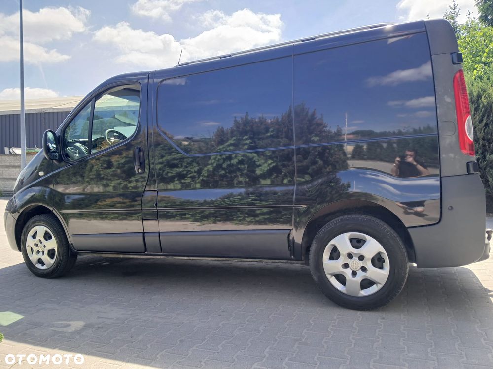 Opel VIVARO - 33