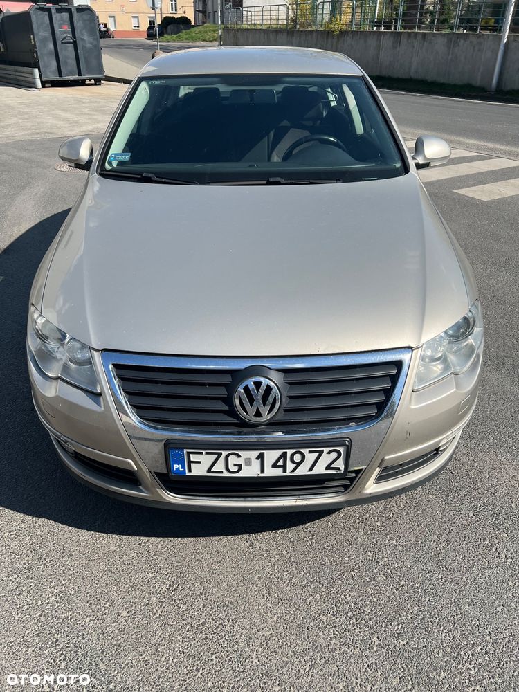 Volkswagen Passat 2.0 TDI DPF Comfortline - 5