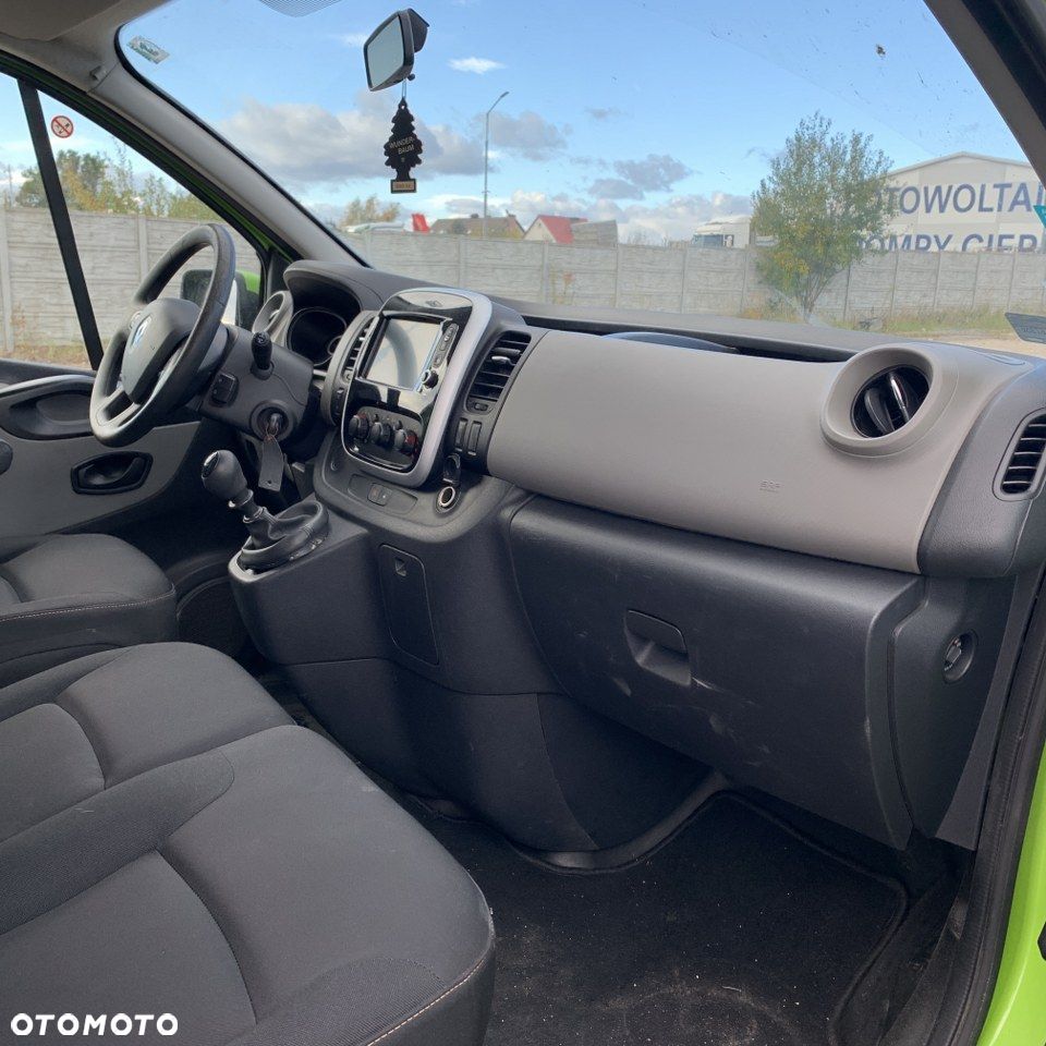 Renault Trafic - 18