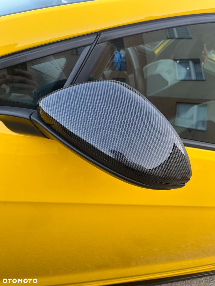 Volkswagen Golf - 18