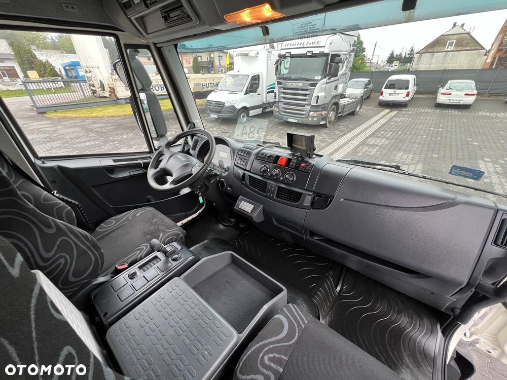 Iveco EUROCARGO 120E25 EURO 6 CHŁODNIA+WINDA+DRZWI+BOCZNE DRZWI 12.250 12-250 1225 - 29