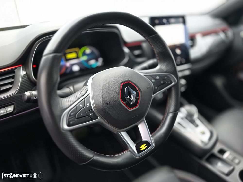 Renault Arkana 1.6 E-Tech R.S.Line - 17